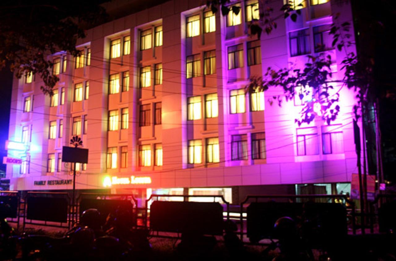 Hotel Luciya Kochi Exteriér fotografie