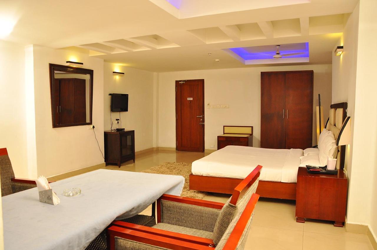 Hotel Luciya Kochi Exteriér fotografie