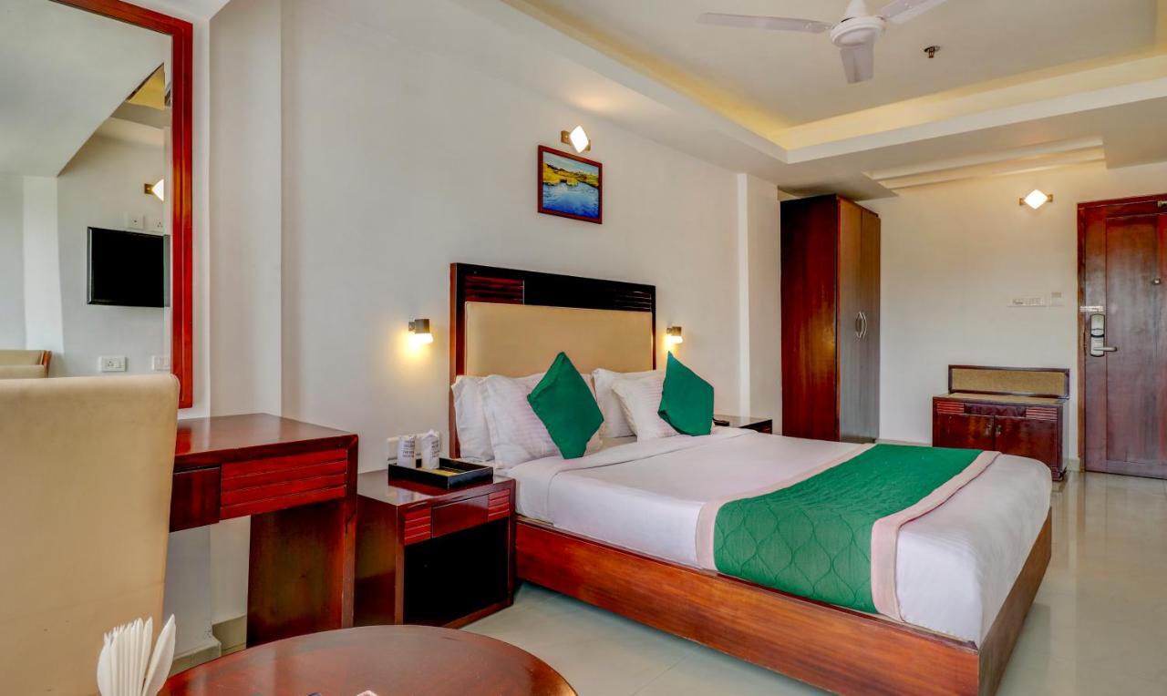 Hotel Luciya Kochi Exteriér fotografie