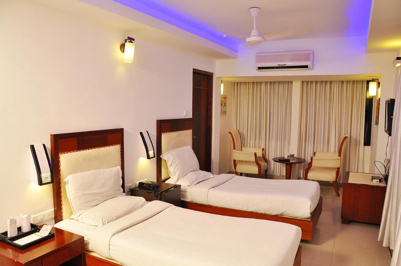 Hotel Luciya Kochi Exteriér fotografie