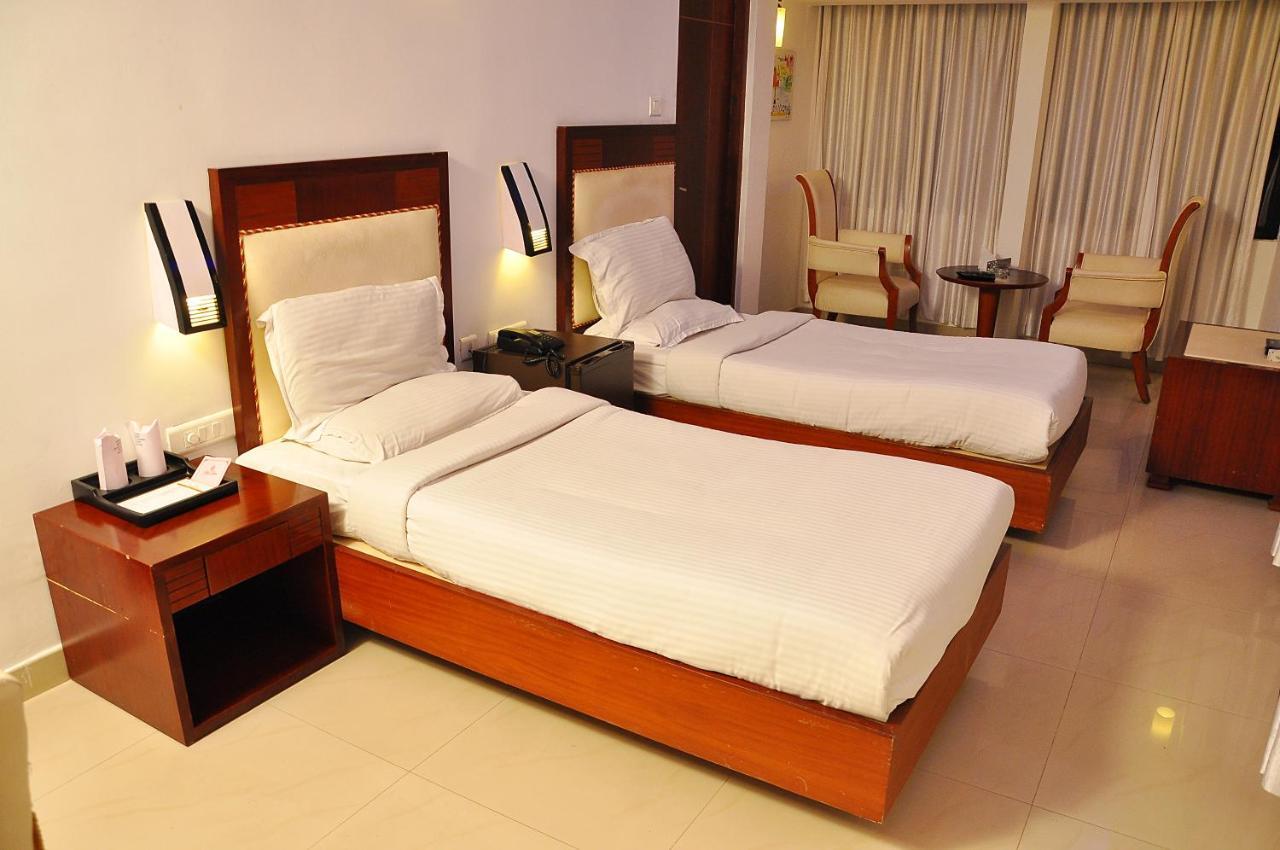 Hotel Luciya Kochi Exteriér fotografie