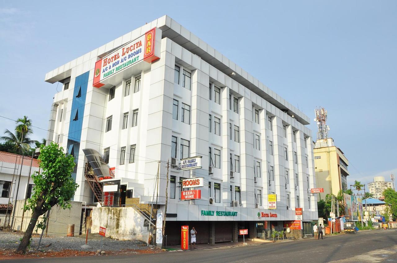 Hotel Luciya Kochi Exteriér fotografie
