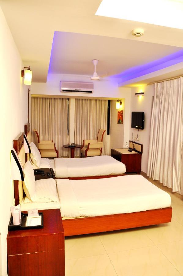Hotel Luciya Kochi Exteriér fotografie